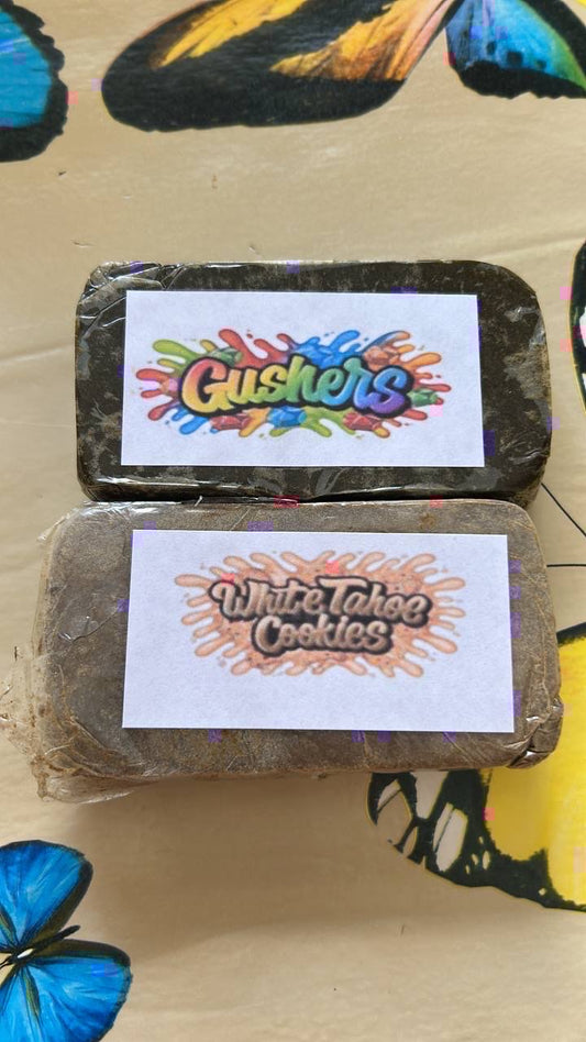 DRY GUSKERS/WHITE TAHOE COOKIES